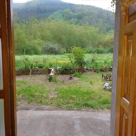 Bentzuntzibar Country house